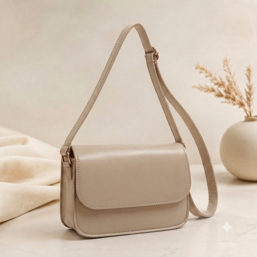 Classic Flap Crossbody Bag – Premium Leather-Look Handbag with Adjustable Strap & Gold Lock Closure