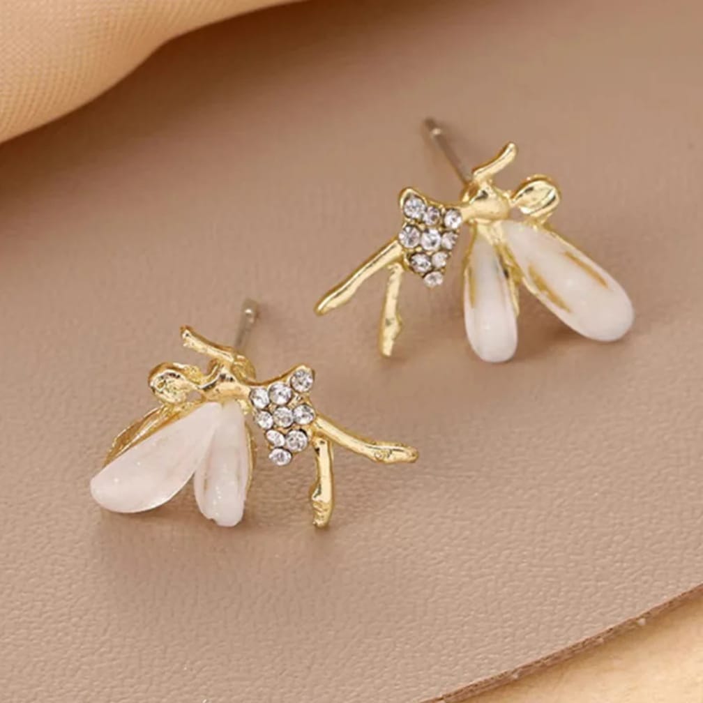 Korean Fairy Gold Stud Earrings for Women – Elegant Floral Earrings for Everyday Wear