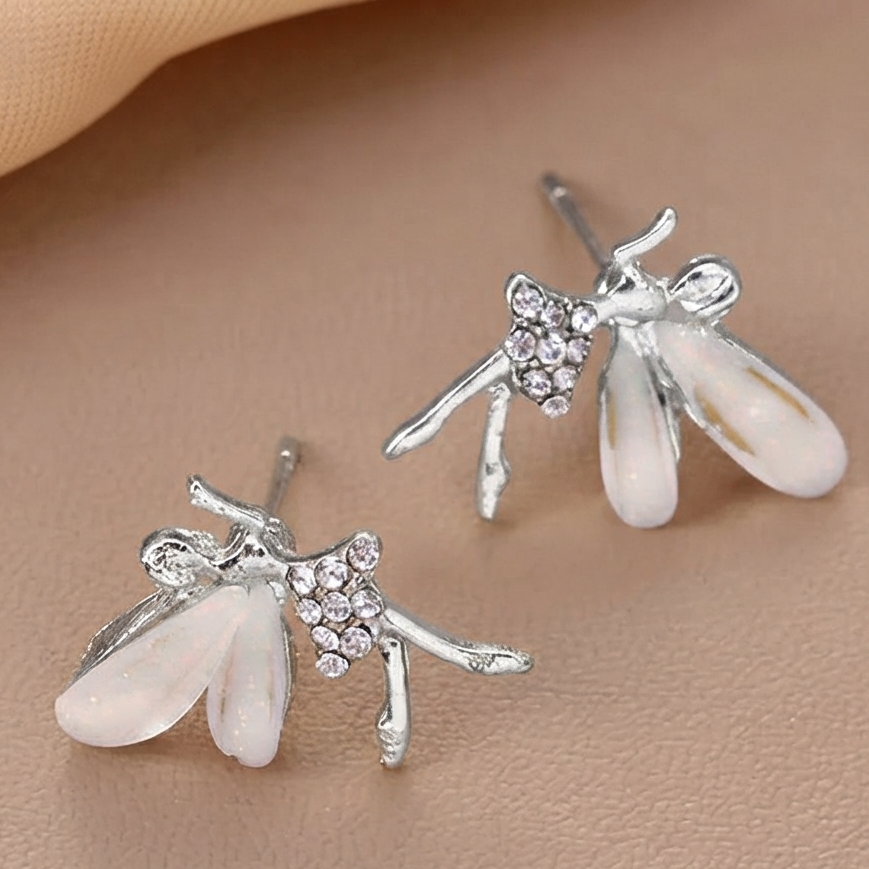 Korean Fairy Gold Stud Earrings for Women – Elegant Floral Earrings for Everyday Wear