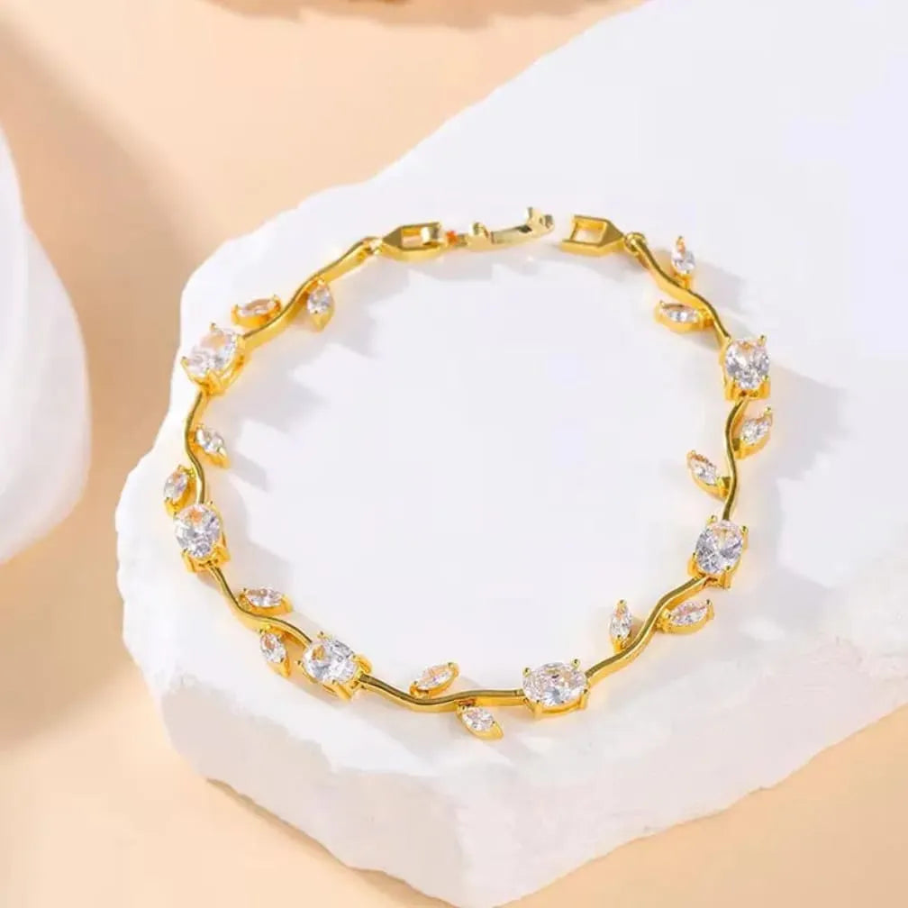 Pink Crystal Gold Bracelet – Elegant Floral Charm Bracelet